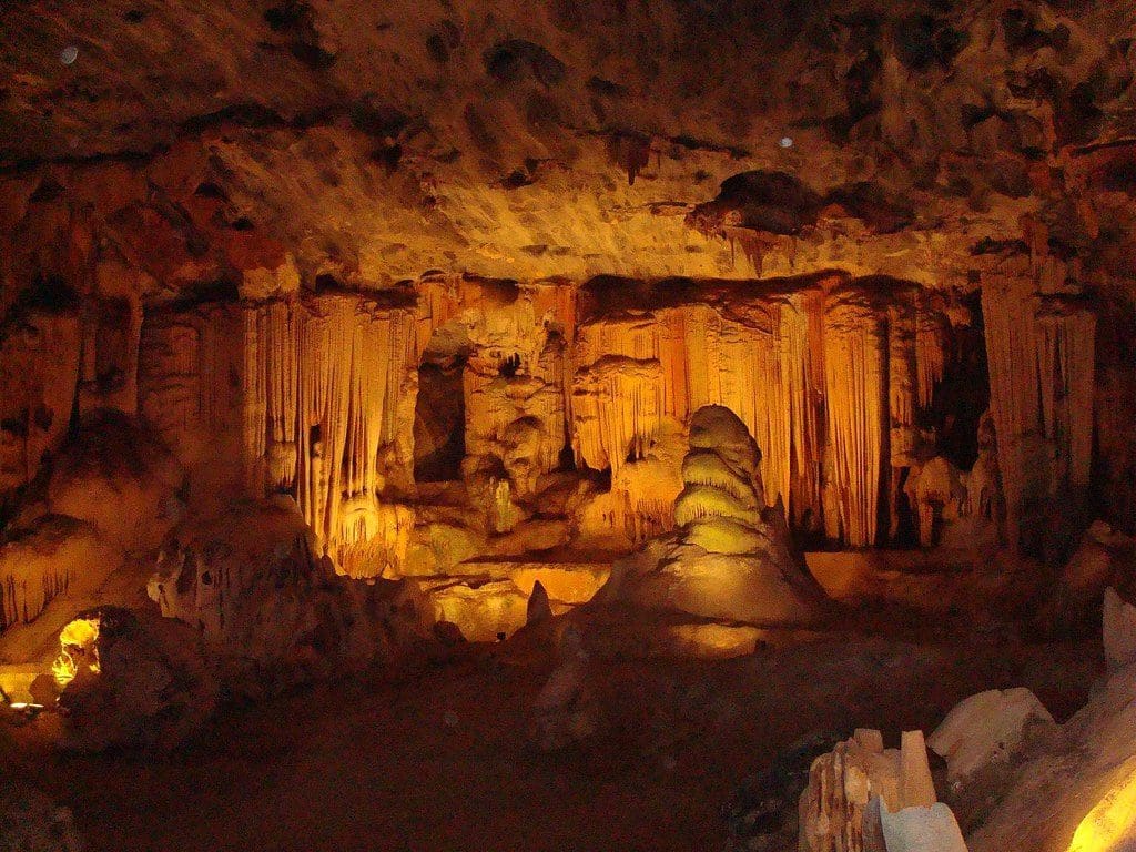 Oudtshoorn Cango Caves Adventure Tour